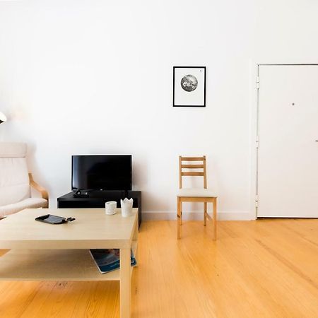 The Trendy Prince Lisbon Apartment ภายนอก รูปภาพ