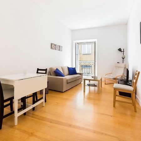 The Trendy Prince Lisbon Apartment ภายนอก รูปภาพ