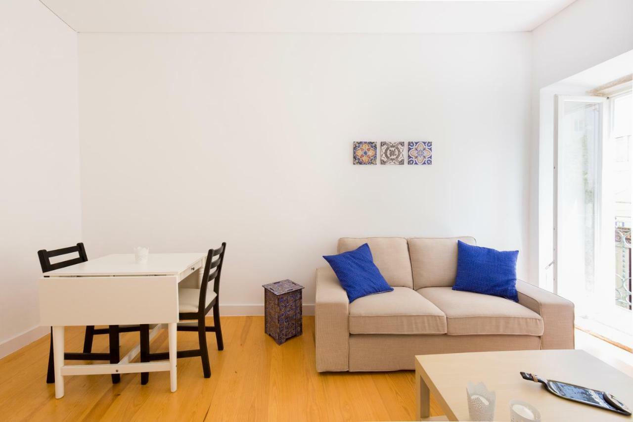 The Trendy Prince Lisbon Apartment ภายนอก รูปภาพ