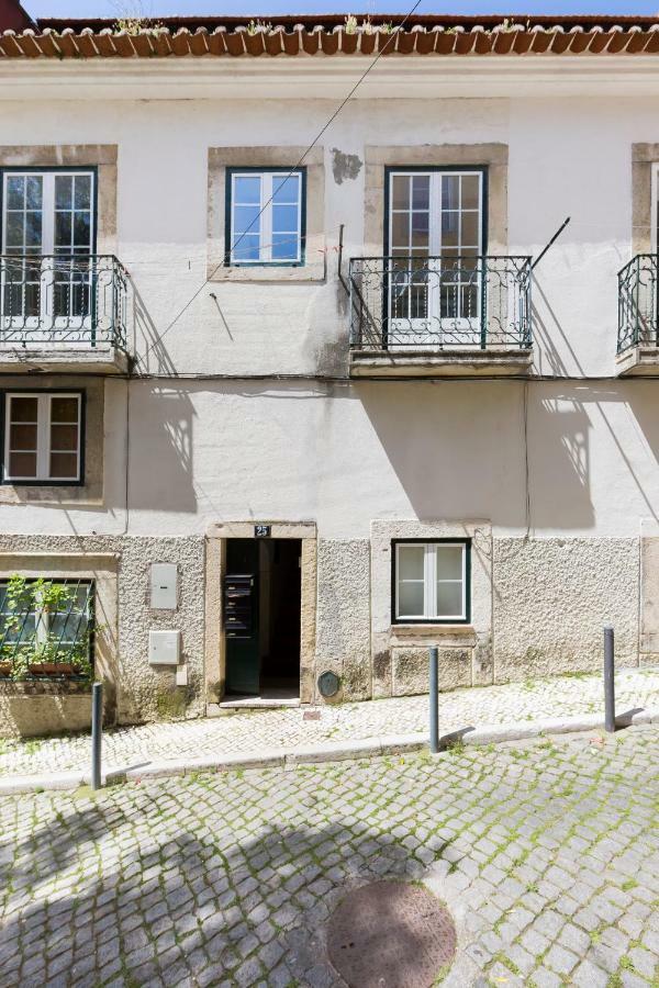 The Trendy Prince Lisbon Apartment ภายนอก รูปภาพ